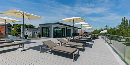 Wellnessurlaub - Aromasauna - Meerane - Dachterrasse Sky Lounge Bistro Spa - Romantik Hotel Schwanefeld & Spa