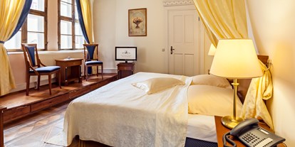 Wellnessurlaub - Bettgrößen: Queen Size Bett - Sachsen-Anhalt Nord - Hotelzimmer - Hotel & Spa Wasserschloss Westerburg