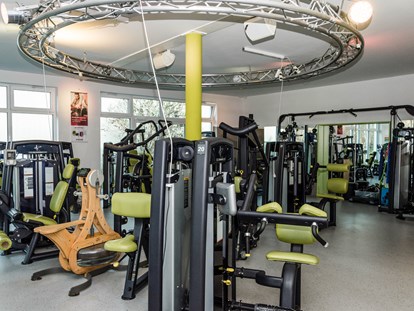 Wellnessurlaub - Bettgrößen: Doppelbett - Sachsen-Anhalt Nord - Fitness Studio - Wellness-& Sporthotel "Haus am See"