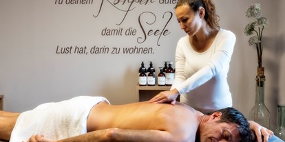 Wellnessurlaub - Lymphdrainagen Massage - Südtirol  - Massage - Hotel Sun