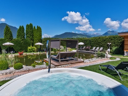 Wellnessurlaub - Pools: Infinity Pool - Mühlbach (Trentino-Südtirol) - Whirlpool - Hotel Sun