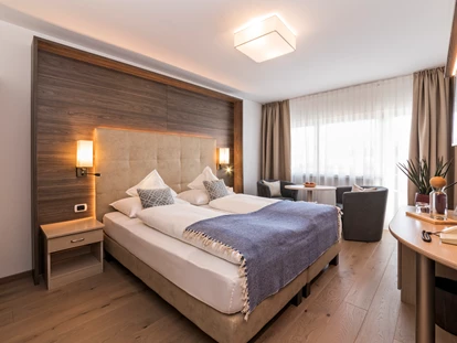 Wellnessurlaub - Bettgrößen: Doppelbett - Luttach - Comfort Pink Lady 22m² - Hotel Sun