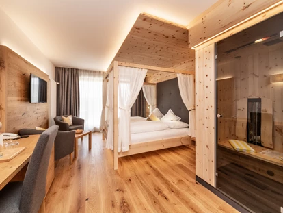 Wellnessurlaub - Bettgrößen: Doppelbett - Luttach - Terrassenzimmer Jonagold 30m² - Hotel Sun