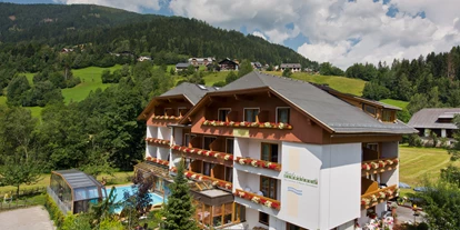 Wellnessurlaub - Hotel-Schwerpunkt: Wellness & Skifahren - Arndorf (Techelsberg am Wörther See) - Genusshotel Almrausch