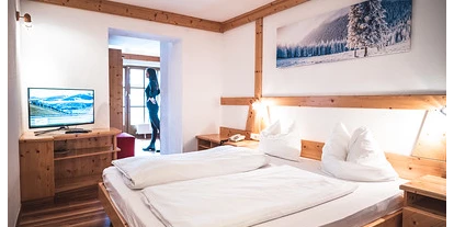 Wellnessurlaub - Bettgrößen: Queen Size Bett - Hütten (Leogang) - Doppelzimmer Standard - Das Falkenstein Kaprun