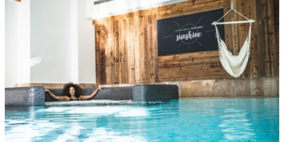 Wellnessurlaub - Hotel-Schwerpunkt: Wellness & Skifahren - Leogang Hütten - Indoor Pool - Das Falkenstein Kaprun