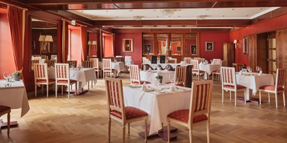 Wellnessurlaub - Restaurant Roter Salon, Innenansicht - IMLAUER Hotel Schloss Pichlarn