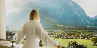Wellnessurlaub - Rücken-Nacken-Massage - Schladming - Ausblick, IMLAUER Hotel Schloss Pichlarn - IMLAUER Hotel Schloss Pichlarn