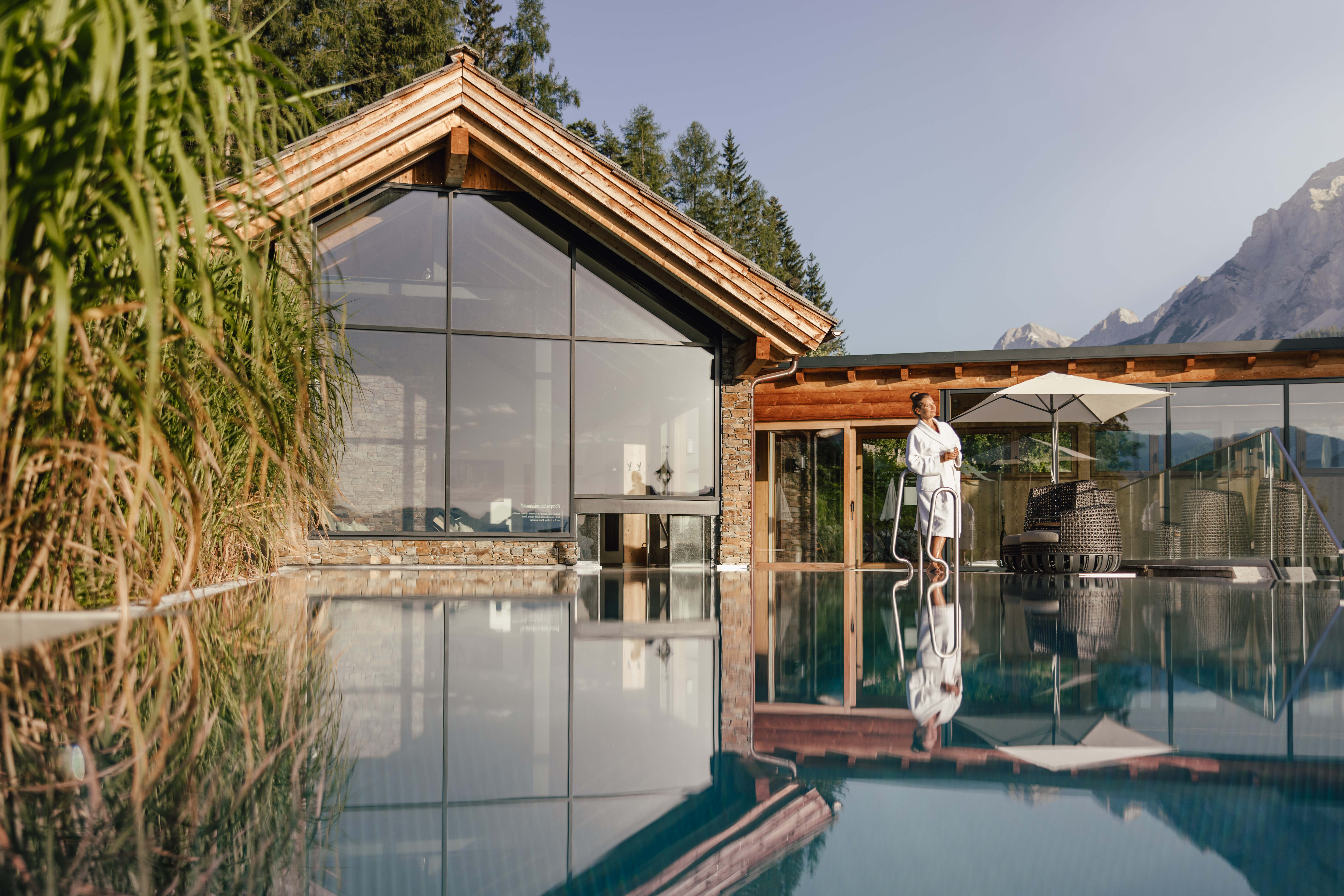Wellnesshotel - Ganzjährig beheizter Pool  - Hotel Annelies