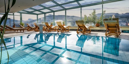 Wellnessurlaub - Pools: Außenpool beheizt - Corvara - Hallenbad - Berglandhotel Untertheimerhof