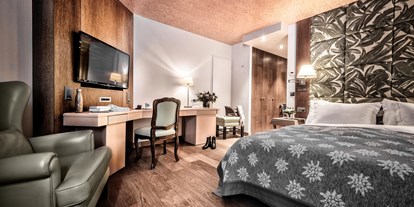 Wellnessurlaub - Außensauna - Engadin - Rooms & Suites - Tschuggen Grand Hotel