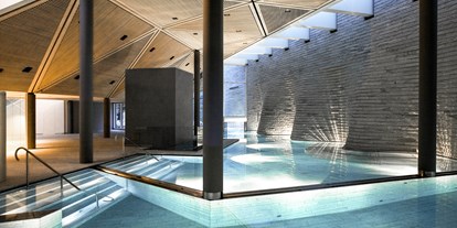 Wellnessurlaub - Pools: Außenpool beheizt - St. Gallenkirch - Spa - Tschuggen Grand Hotel