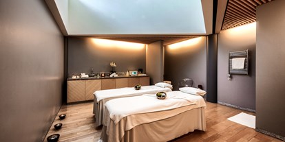 Wellnessurlaub - Rücken-Nacken-Massage - Rheintal / Flims - Behandlungsraum - Tschuggen Grand Hotel