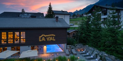 Wellnessurlaub - Kräutermassage - Arosa - La Val Hotel & Spa