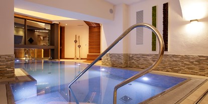 Wellnessurlaub - Pools: Außenpool nicht beheizt - Lana (Trentino-Südtirol) - Adler Hotel **** Wellness & Spa