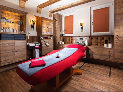 Wellnessurlaub - Rücken-Nacken-Massage - Hinterglemm - Kosmetikstudio - Alm- & Wellnesshotel Alpenhof