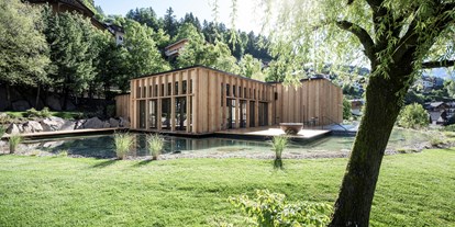 Wellnessurlaub - Babysitterservice - Südtirol  - Sauna Sommer - ADLER Spa Resort DOLOMITI
