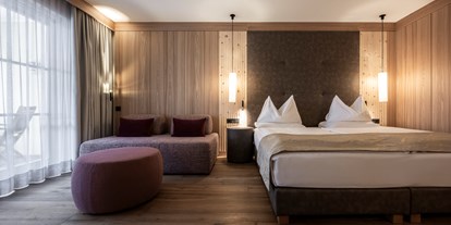 Wellnessurlaub - Wirbelsäulenmassage - Lana (Trentino-Südtirol) - Zimmer - ADLER Spa Resort DOLOMITI