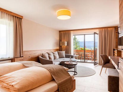 Wellnessurlaub - Kräuterbad - Sonthofen - Suite mit Balkon oder Terrasse und separatem Einzelzimmer - Biohotel Eggensberger****
