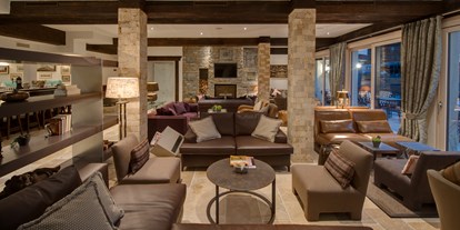 Wellnessurlaub - Bettgrößen: Twin Bett - Wallis - Lobby + Spa  - SchlossHotel Zermatt