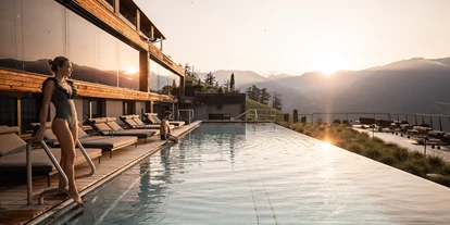 Wellnessurlaub - Kosmetikbehandlungen - Plangeross - Outdoor Pool - DAS GERSTL Alpine Retreat