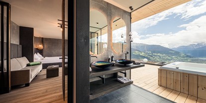 Wellnessurlaub - Pools: Außenpool beheizt - Südtirol  - Loft Suite - DAS GERSTL Alpine Retreat