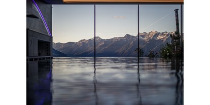 Wellnessurlaub - Bettgrößen: King Size Bett - Fiss - Indoor Infinity Pool - DAS GERSTL Alpine Retreat