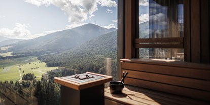 Wellnessurlaub - Außensauna - La Villa in Badia - Alpin Panorama Hotel Hubertus