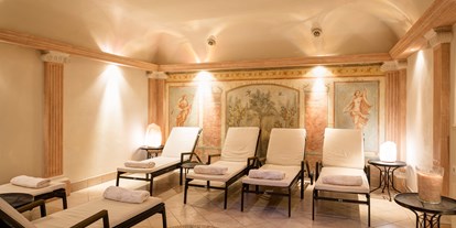 Wellnessurlaub - Lymphdrainagen Massage - St Ulrich - Ruheraum - Hotel Castel Rundegg ****s