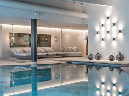 Wellnessurlaub - Rücken-Nacken-Massage - St. Leonhard (Trentino-Südtirol) - Pool - Hotel das Paradies