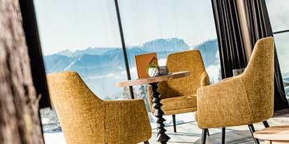 Wellnessurlaub - Honigmassage - Mühlen in Taufers - Hotel Sonnenberg Bibliothek - Alpine Spa Resort Sonnenberg