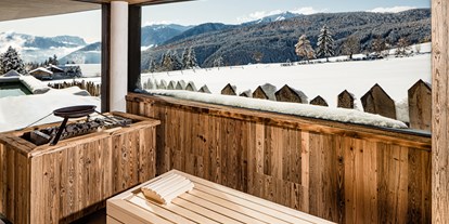 Wellnessurlaub - Pools: Schwimmteich - Vals/Mühlbach - Hotel Sonnenberg Sauna - Alpine Spa Resort Sonnenberg