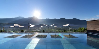 Wellnessurlaub - Bettgrößen: Doppelbett - Südtirol  - Skypool - Hotel Giardino Marling