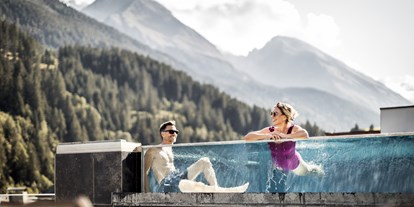 Wellnessurlaub - Pilates - Infinity Pool "Over the toP" - Aktiv- & Wellnesshotel Bergfried