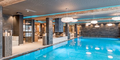 Wellnessurlaub - Pools: Innenpool - Hofern/Kiens Hofern - Indoor Pool  - Aktiv- & Wellnesshotel Bergfried
