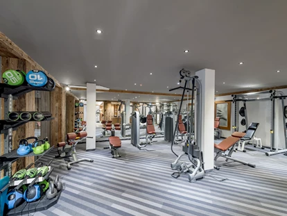 Wellnessurlaub - Kräuterbad - Luttach - Fitnesstudio mit Gymnstikraum 225m² - Aktiv- & Wellnesshotel Bergfried