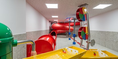 Wellnessurlaub - Whirlpool - Neustift im Stubaital - Action Kids Wasserpark - Aktiv- & Wellnesshotel Bergfried