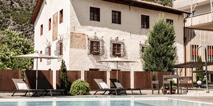 Wellnessurlaub - zustellbare Kinderbetten - Trentino-Südtirol - Pool - Hotel Mein Matillhof