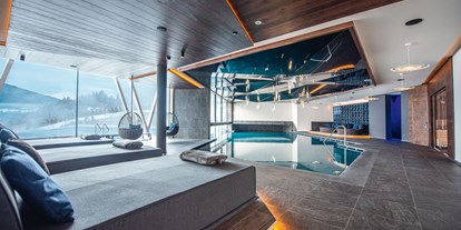 Wellnessurlaub - Pools: Schwimmteich - St.Christina - Kronhotel Leitgam "luxury hotel for two"