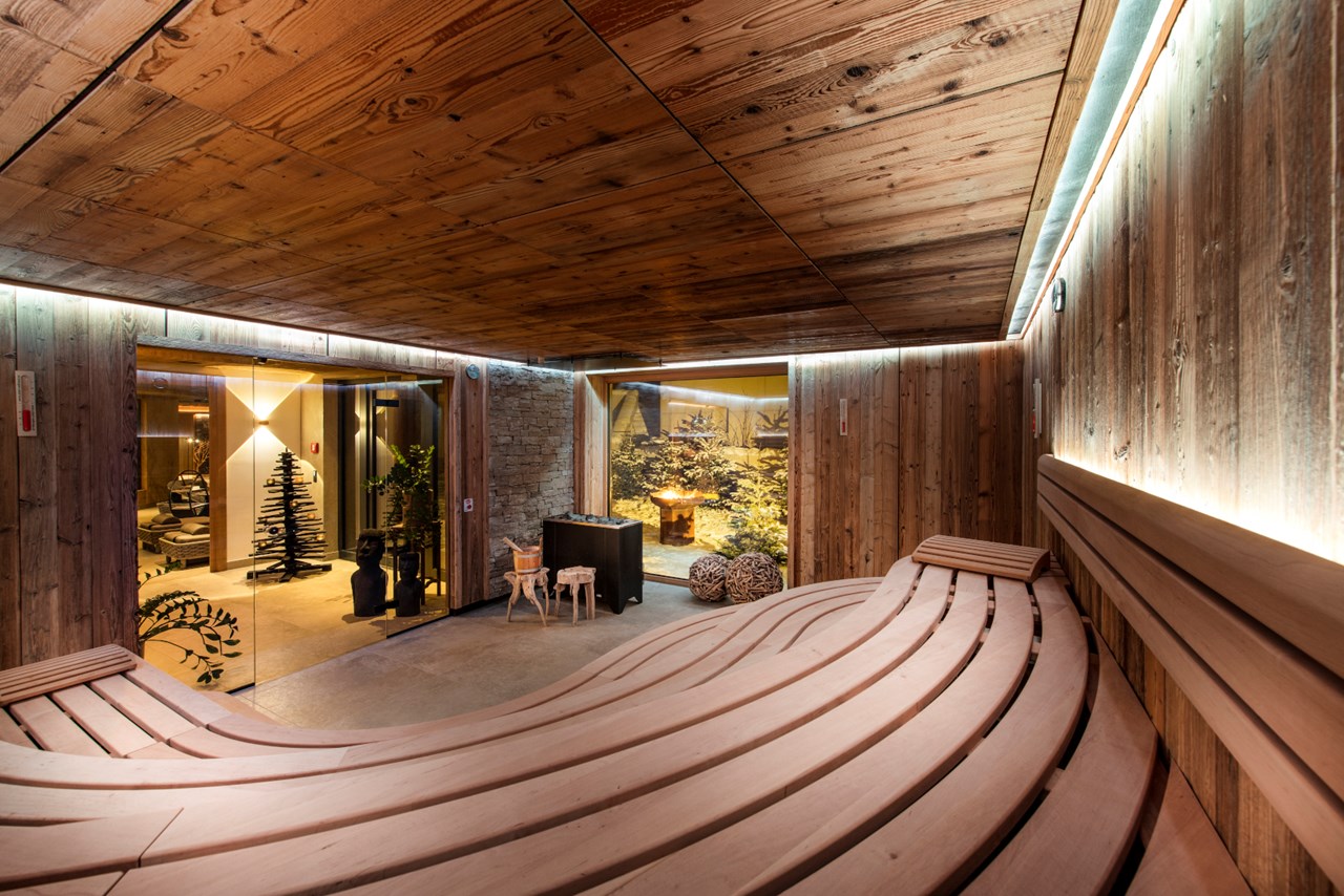 das Alois ****s Saunen und Bäder im Detail 90°C Finnische Panoramasauna