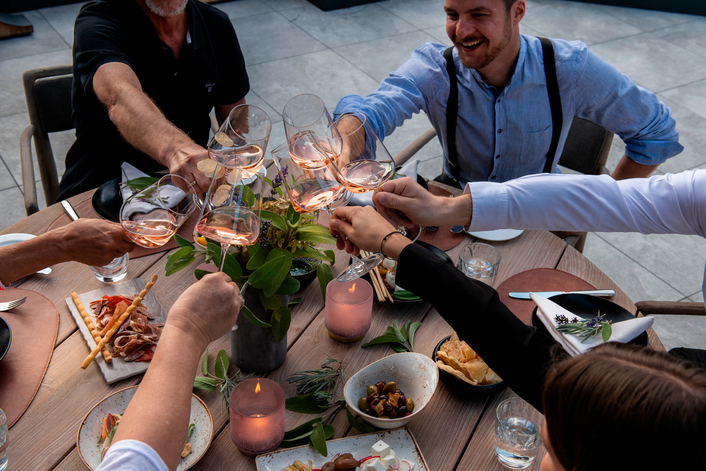 Wellnesshotel: Darauf stoßen wir an - Prost! - das Alois ****s