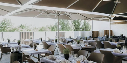 Wellnessurlaub - Day SPA - Knotzberg (Neukirchen am Walde, Natternbach) - Sonnenterrasse - Wellnesshotel Zum Koch