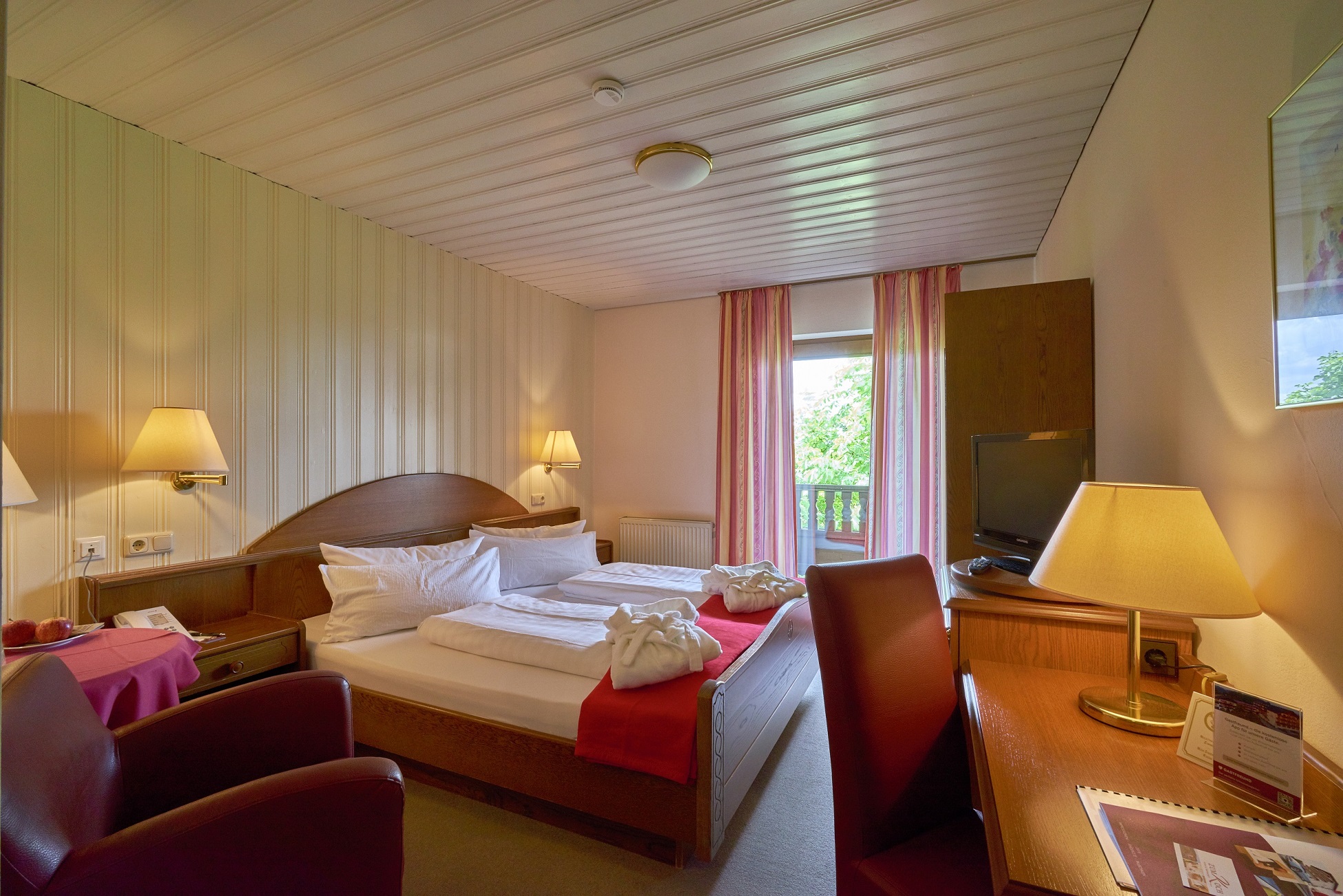 Wellnesshotel: Standard Doppelzimmer - Wellnesshotel Zum Koch