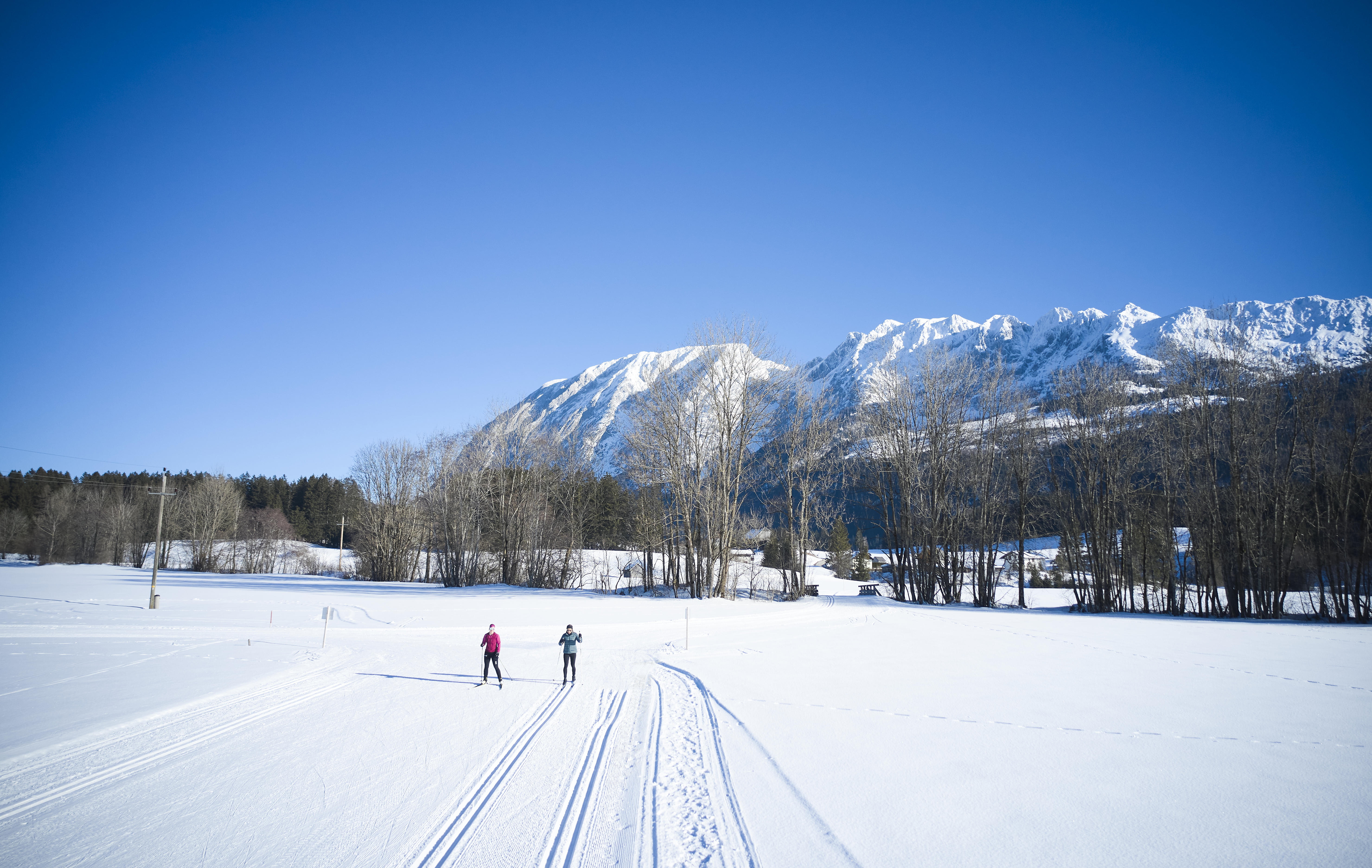 Wellnesshotel: Langlaufen im Winter: Einstieg in das Loipennetz direkt vor dem Club - Aldiana Club Salzkammergut