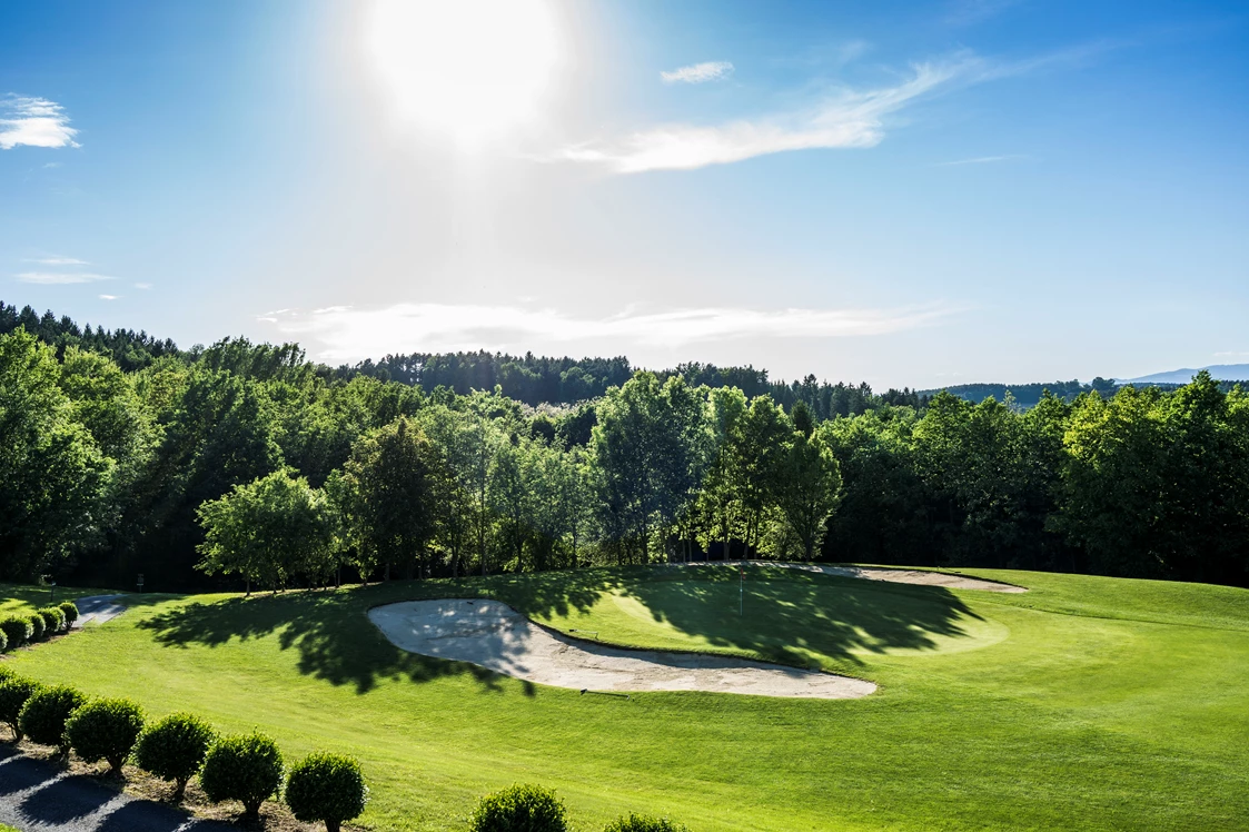 Wellnesshotel: Golfschaukel Stegersbach - Österreichs größte Golfschaukel - Allegria Resort Stegersbach