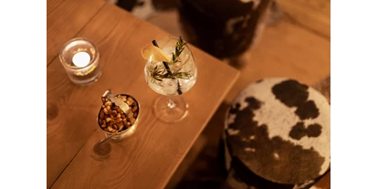 Wellnessurlaub - Bad Aibling - Bar mit Lounge 2 - Landgasthof Karner