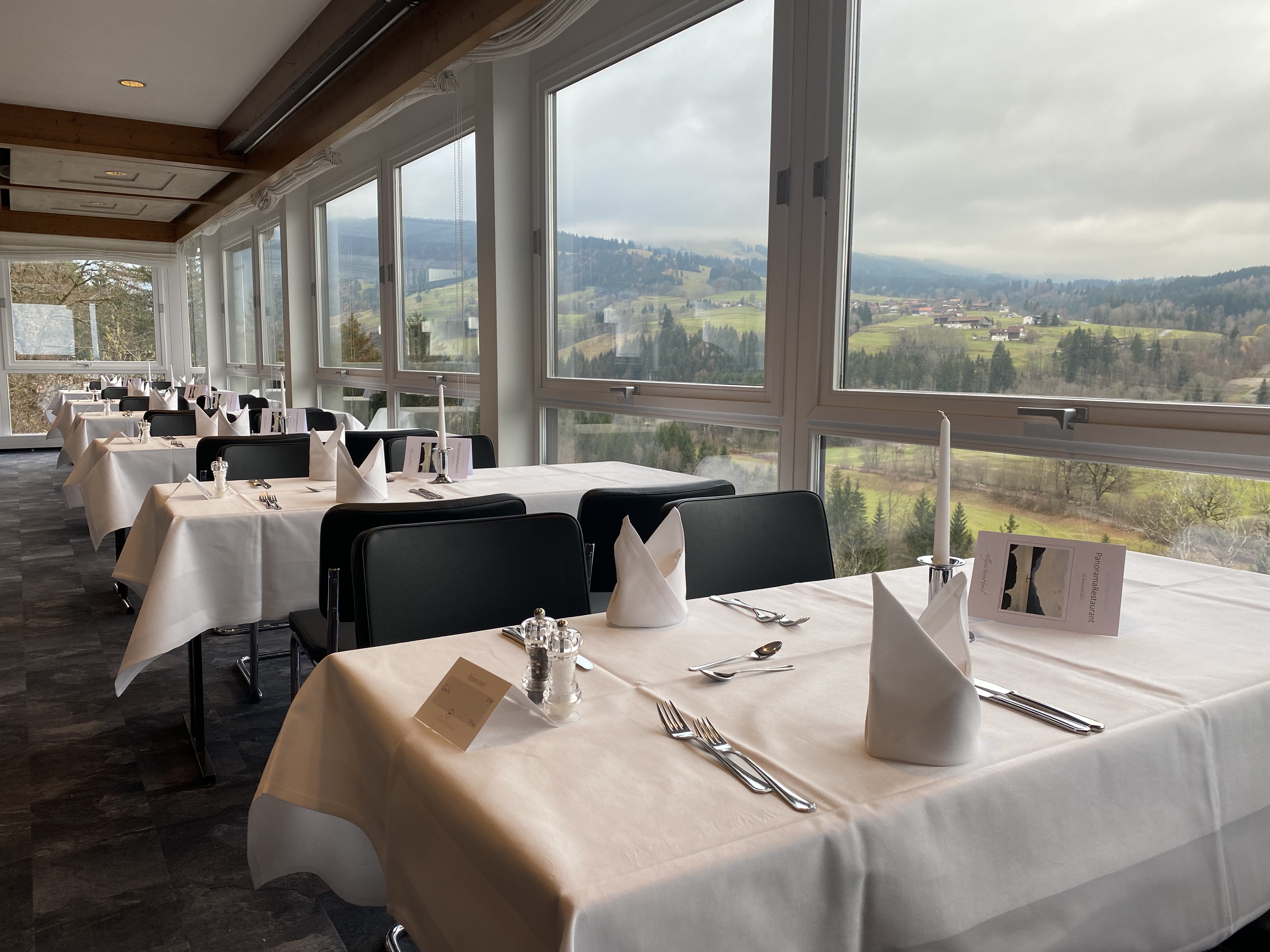 Wellnessurlaub - Region Schwaben - PanoramaRestaurant - AllgäuSternHotel