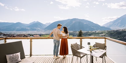 Wellnessurlaub - Dorf Tirol - Unschlagbare Aussicht auf die Südtiroler Berge von allen Hohenwart Zimmern - Hotel Hohenwart