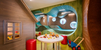 Wellnessurlaub - Dorf Tirol - Kinderspielzimmer für die Kleinen - Hotel Hohenwart