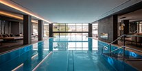 Wellnessurlaub - Pools: Infinity Pool - Pool - Moselschlösschen Spa & Resort